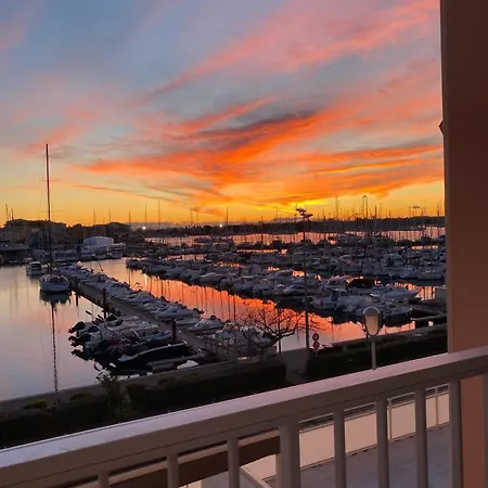 Le Cap D Vue Directe Sur Le Port Agde