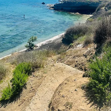 Le Cap D Vue Directe Sur Le Port *
