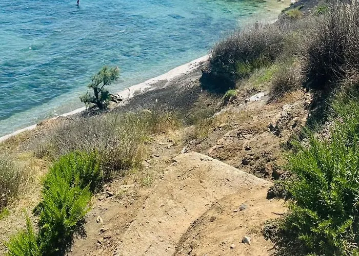 Le Cap D Vue Directe Sur Le Port *