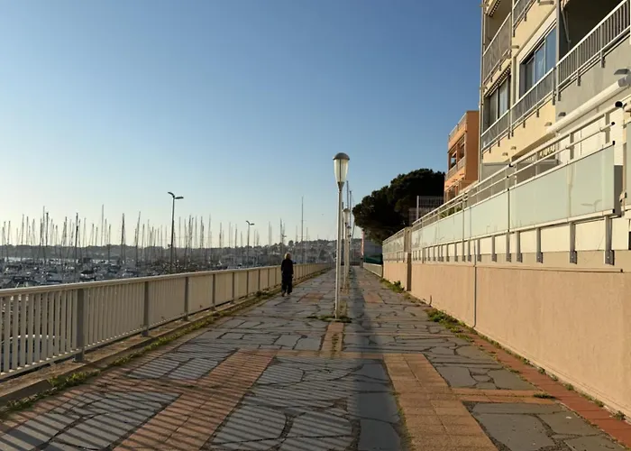 Le Cap D Vue Directe Sur Le Port Apartment *